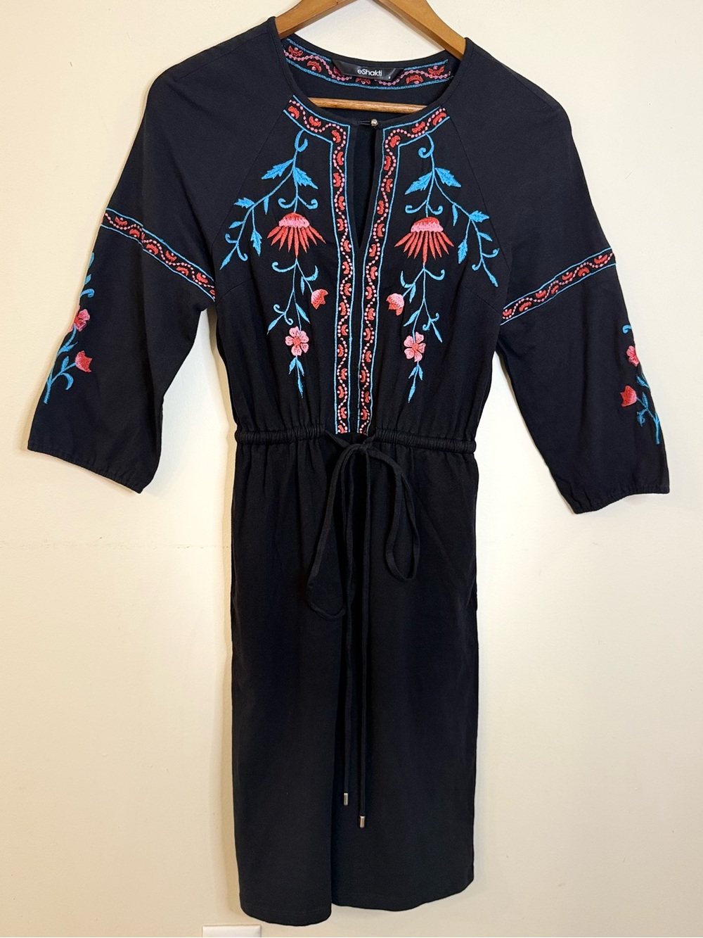 eShakti floral embroidered midi dress black multicolored SZ 0